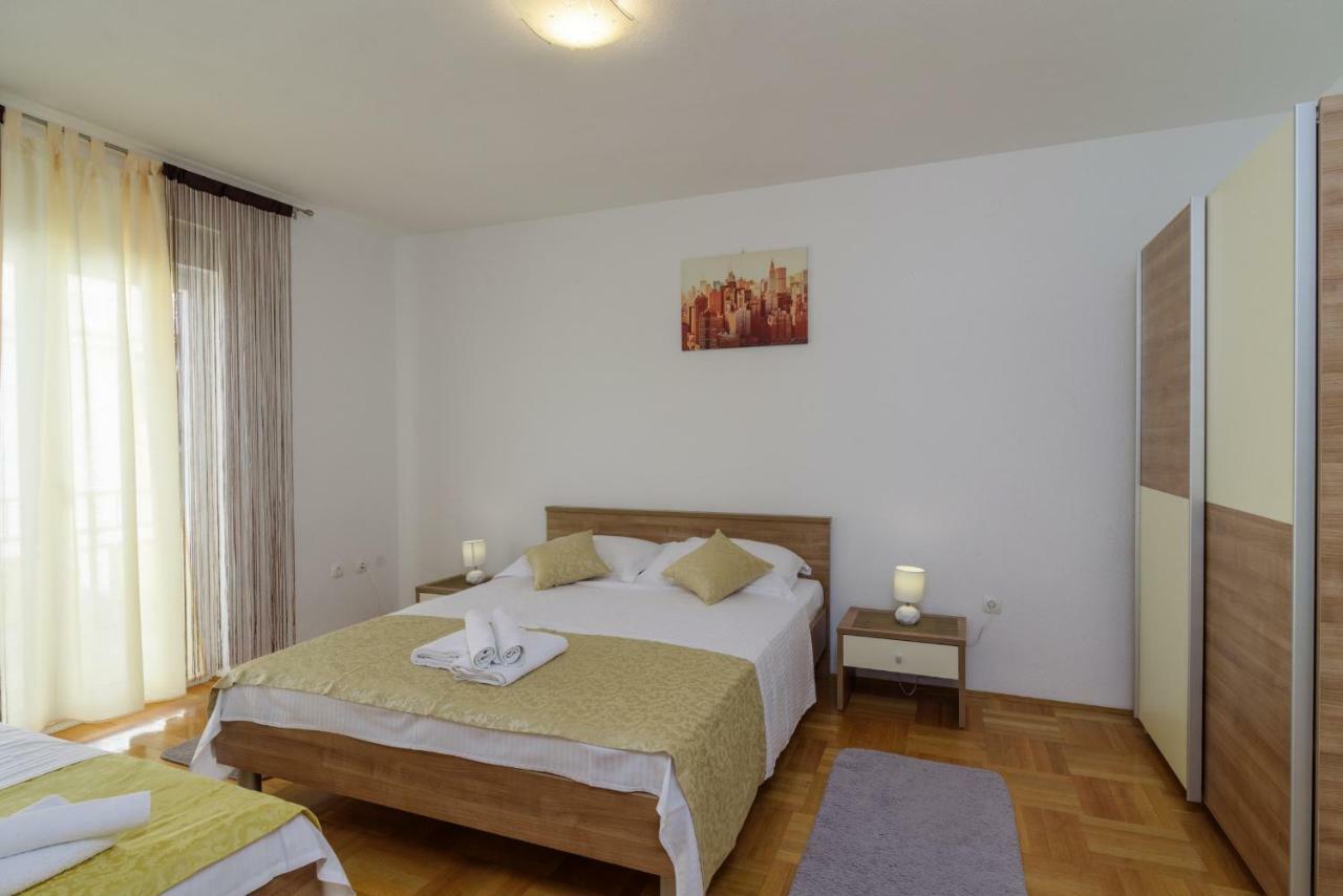 Renic Apartmani Kastela Dış mekan fotoğraf