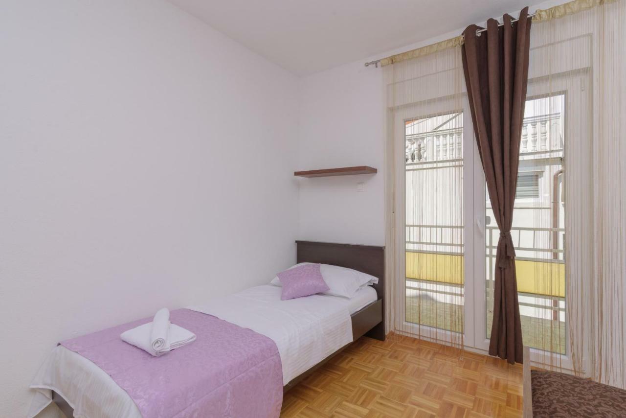 Renic Apartmani Kastela Dış mekan fotoğraf