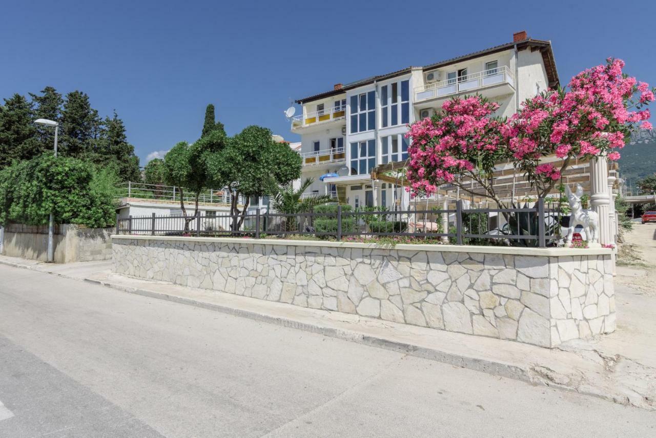 Renic Apartmani Kastela Dış mekan fotoğraf